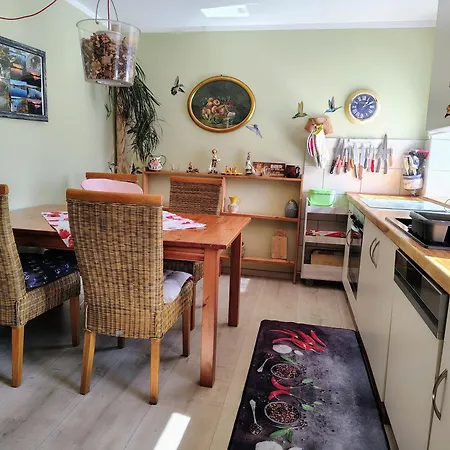 Nyaraló Altes Kabinett Schorssow